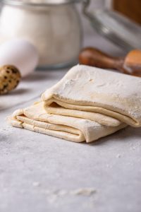 Pâte feuilletée périmée